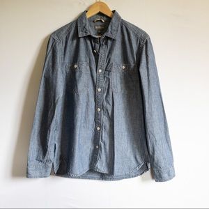 L.L. Bean Signature Slim Fit Chambray Cotton Button Down Shirt